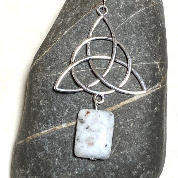 2/$20, Genuine White Dendritic Agate Celtic Trinity Sterling Silver Earrings - Picture 5 of 11